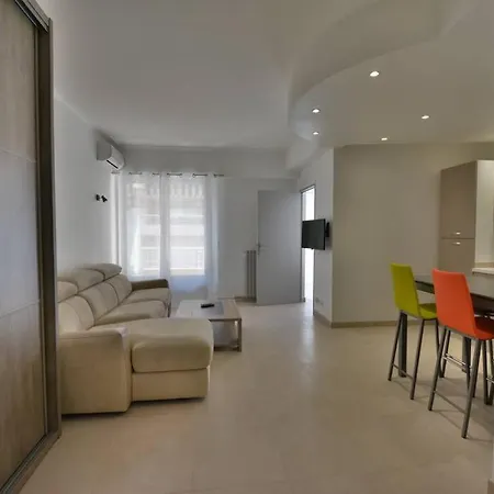 Διαμέρισμα 2 Pieces De Jonathan - Les Pins Centre - Proche Plages Ζουάν λε Πιν